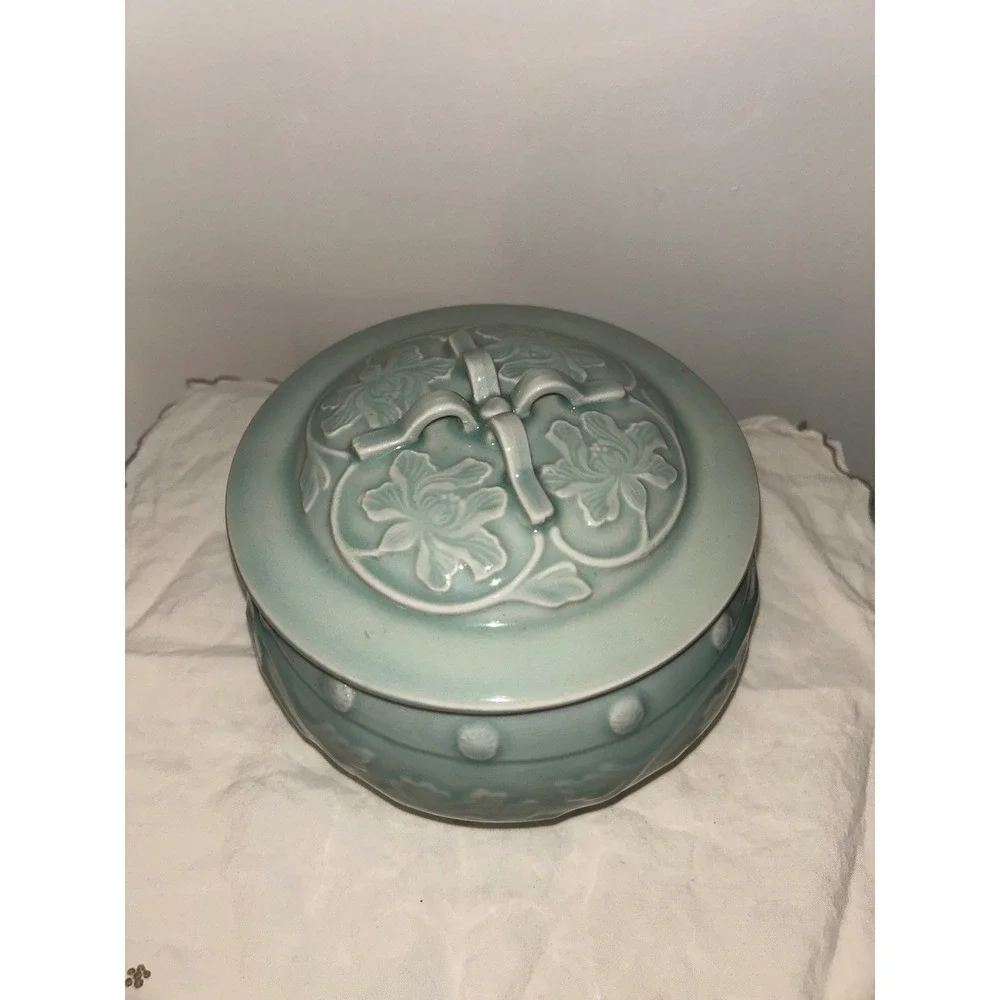 Vintage Korean Celadon Ginger Jar Lidded Ceramic Floral Relief Green Pottery